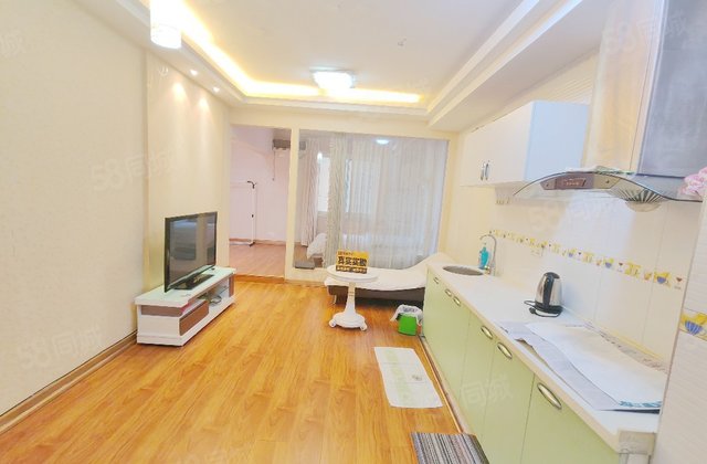 金地广场1室1厅1卫45㎡南北34.8万