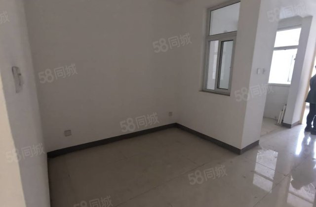 市中心 嘎嘎新 新房未住 万达5萬入住 水晶丽 阿尔卡迪亚