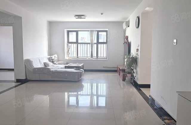 房中央帝景！金麟府精装四室！送车位！送储藏室！免大税！