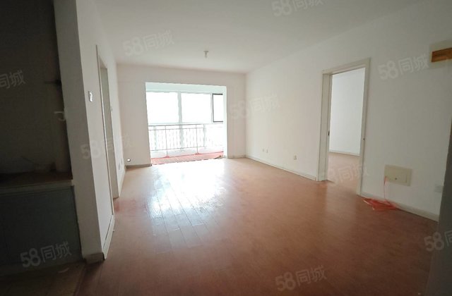 文轩！龙湾商品房！110平两梯三户安静！有车位！