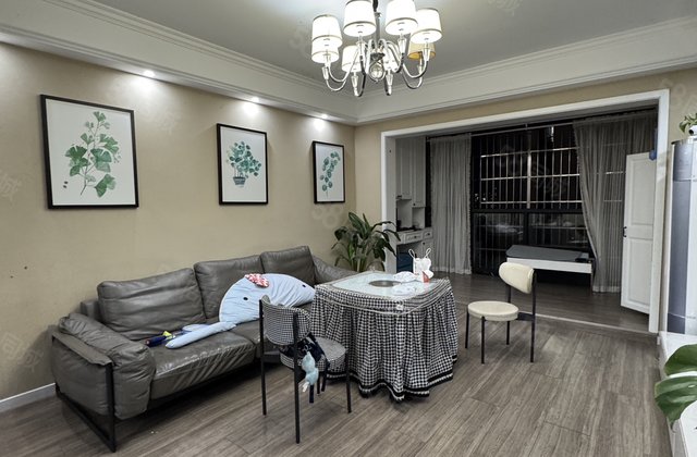 世纪凯旋3室2厅124㎡49.8万二手房图片