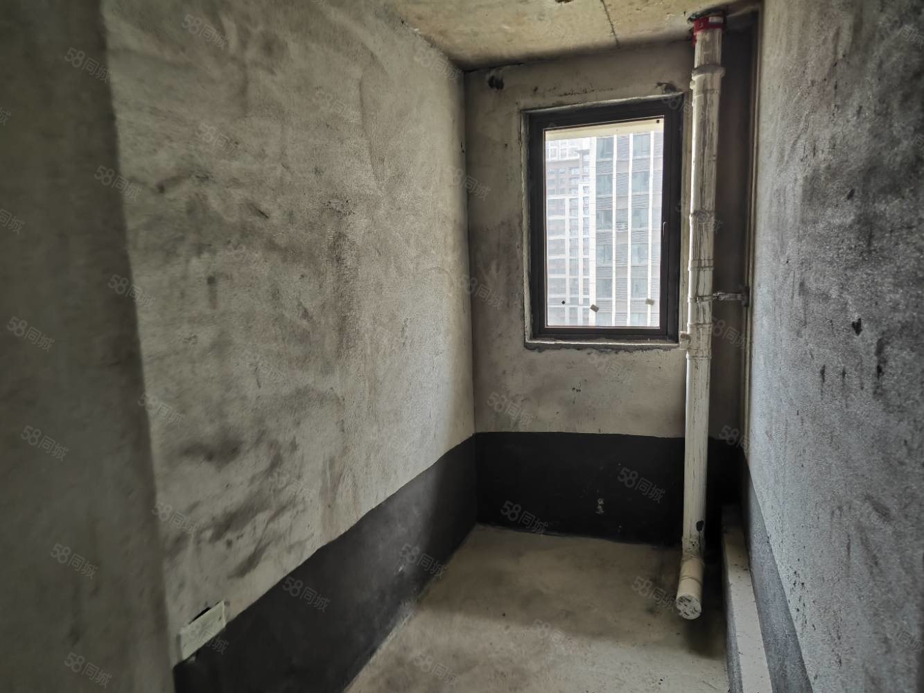 雍景园3室2厅2卫135㎡南北49.8万