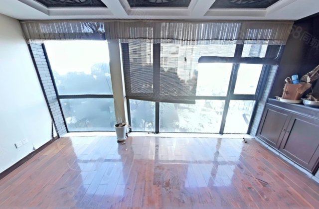 外滩花园3室2厅155.24㎡350万二手房图片