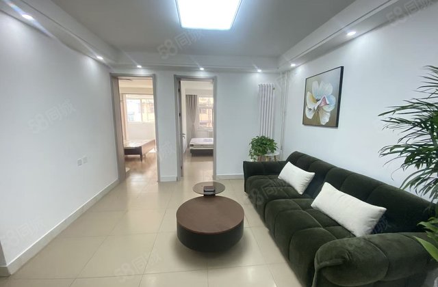 慧德 人民公园 大技校 附近 萃苑小区 二楼 三室 新世纪花