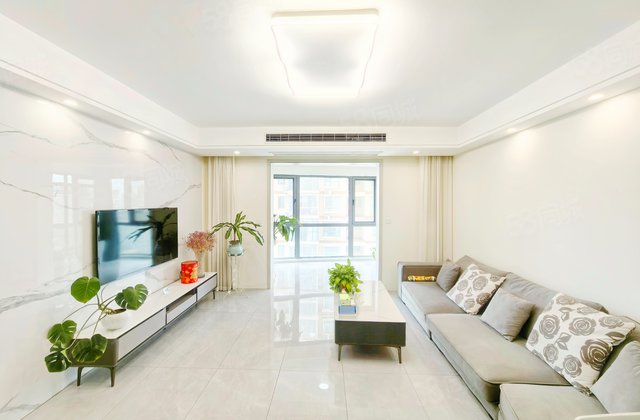 世纪馨港3室2厅156.86㎡228万二手房图片