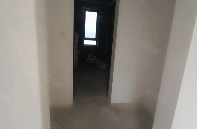 东文轩电梯洋房四室带车位新房未住