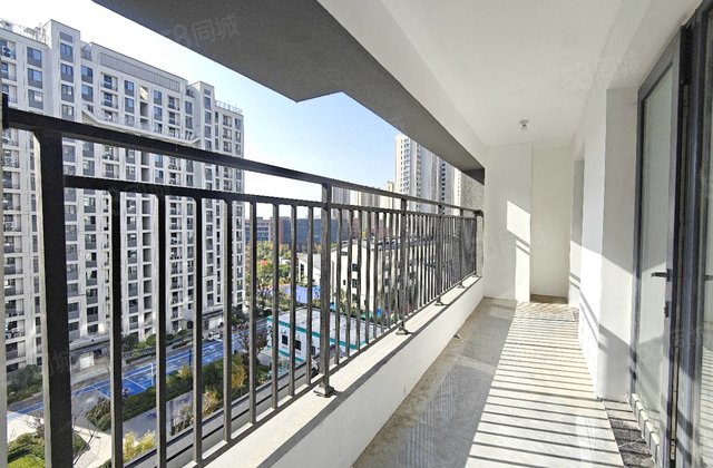 急售！儒辰辰悦东边户 有证四室双卫 四叶草户型 二中 翡丽湾