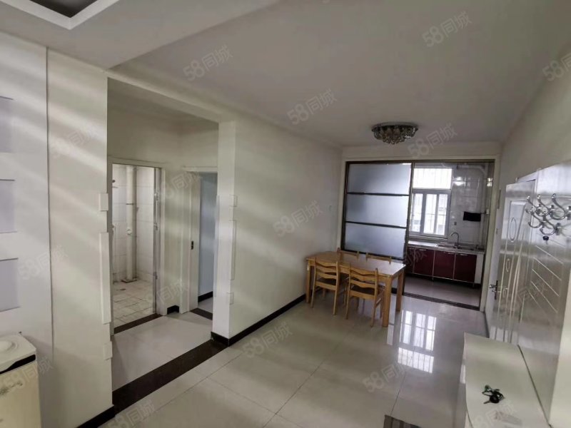 平章府2室1厅1卫87㎡南33万