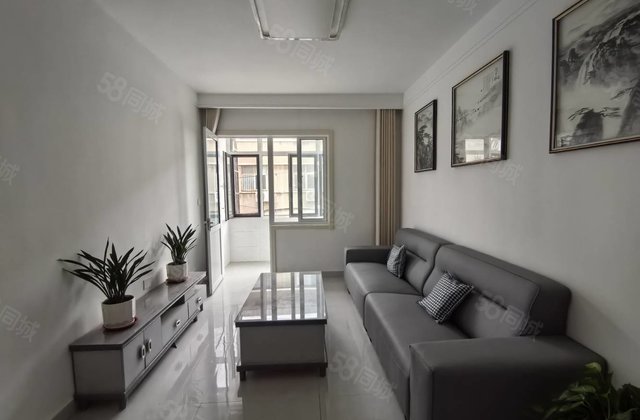 东昌中学2楼精装修，带家具家电有钥匙随时看房地暖房总价低