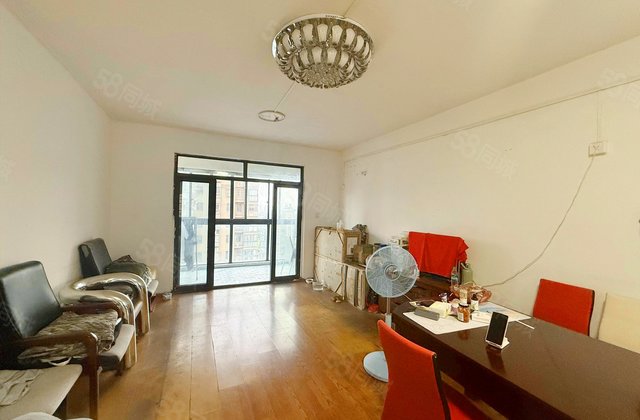 盛世经典3室2厅131.75㎡145万二手房图片