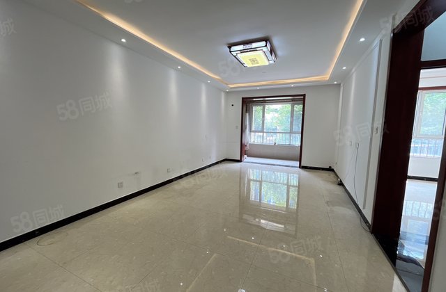 洋房一楼带院 下沉 车位地下室免大税 华建金裕新城