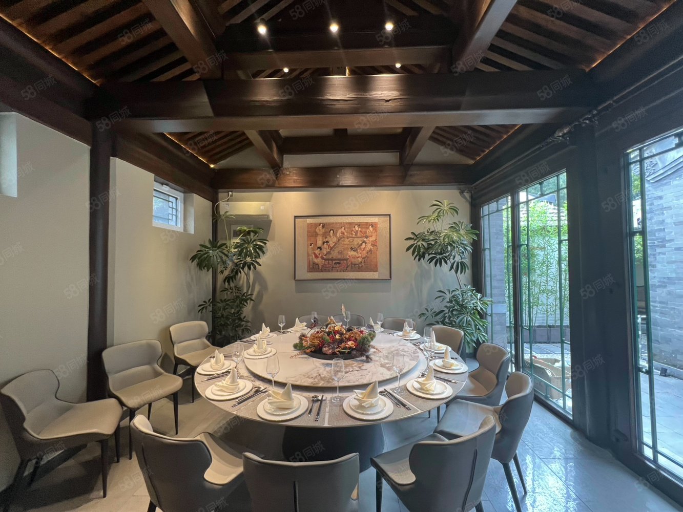 北下洼子胡同小區(qū)5室5廳3衛(wèi)600㎡南北9000萬(wàn)