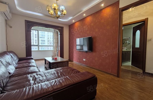 万达华府2室2厅94㎡60万二手房图片