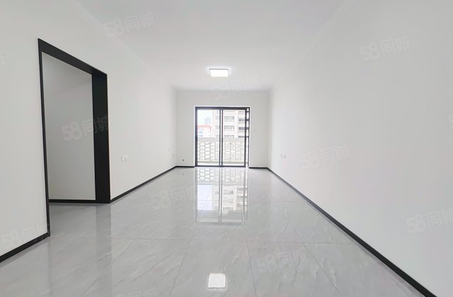  海府大院3室2厅111㎡178万二手房图片