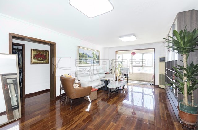 阳春光华家园3室2厅151㎡1550万二手房图片