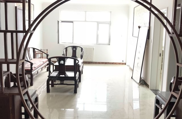 龙泽花园2室2厅110.71㎡52万二手房图片