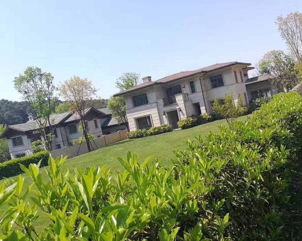 财信赖特与山内环绕城高速间