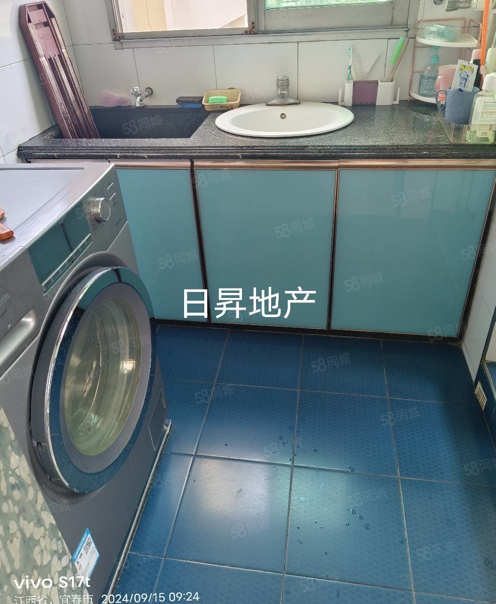 金鼎商业街小区3室2厅2卫137㎡南北55.6万