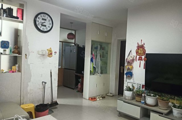 水岸新城房东急售  多层二楼 房子装修 带储藏室  看房方便