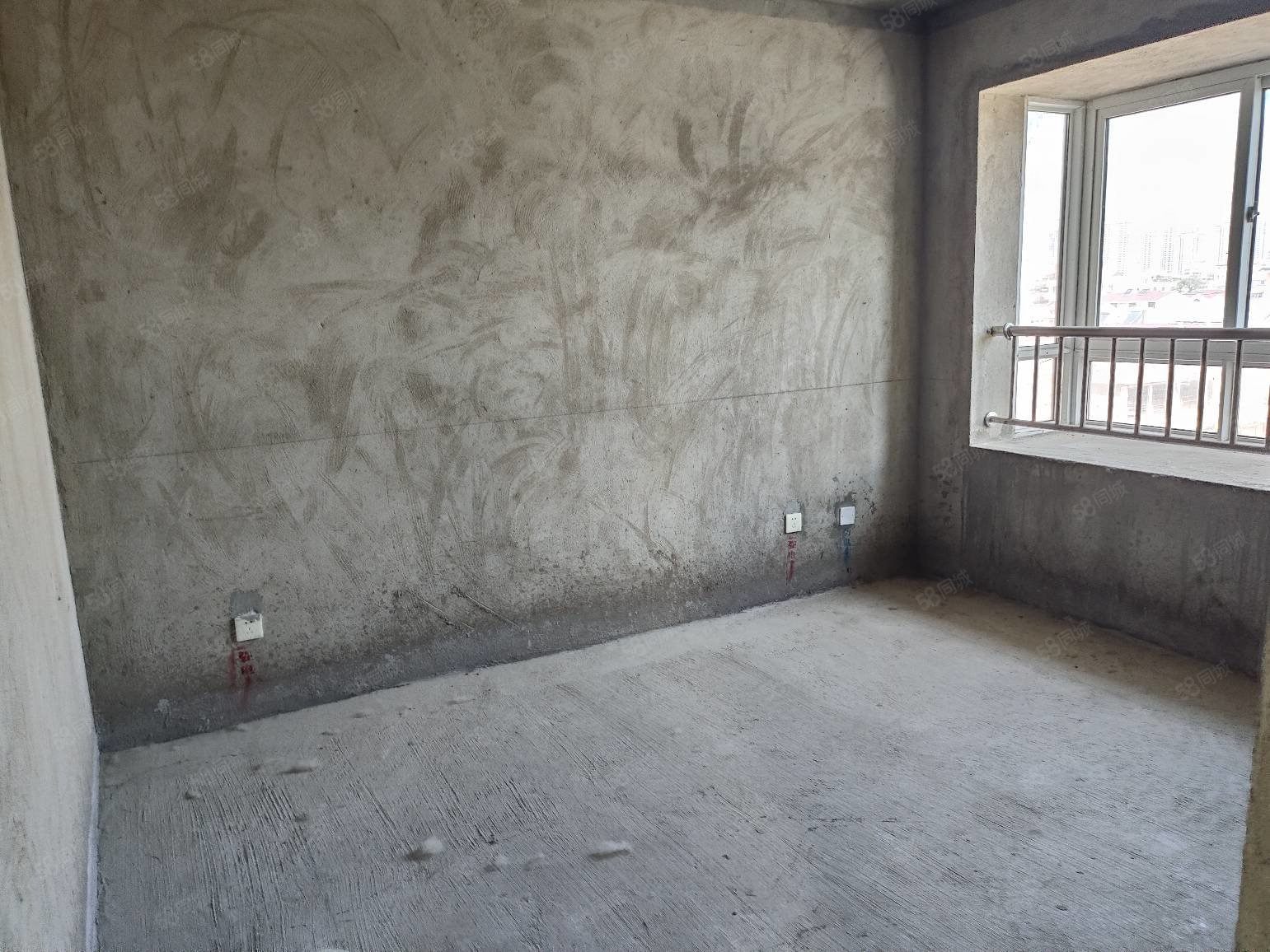 小刘庄还原小区3室2厅2卫129.5㎡南38万