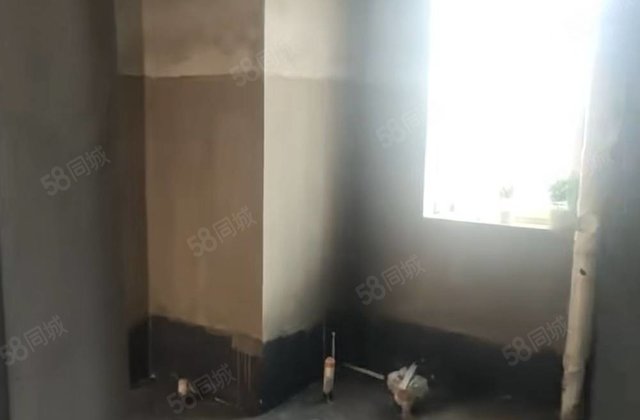 东城领秀聚福园3室2厅147㎡59.8万二手房图片