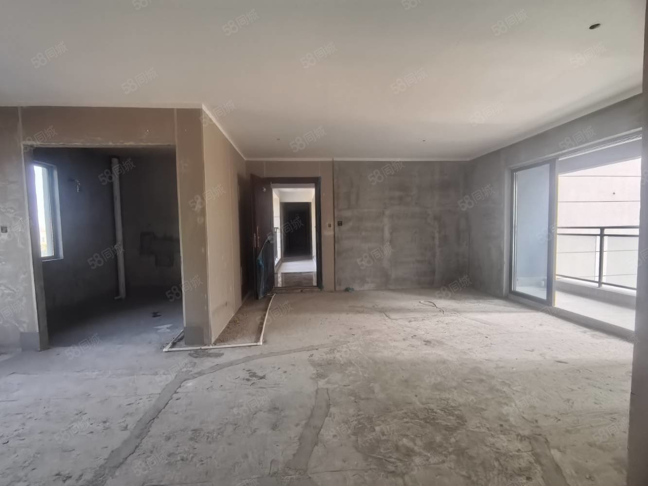 桃李江山3室2厅2卫131㎡南北89万