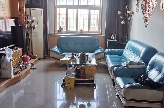 房东直售，东昌湖畔
生活便利，锻炼方便
地段繁华，免费停车