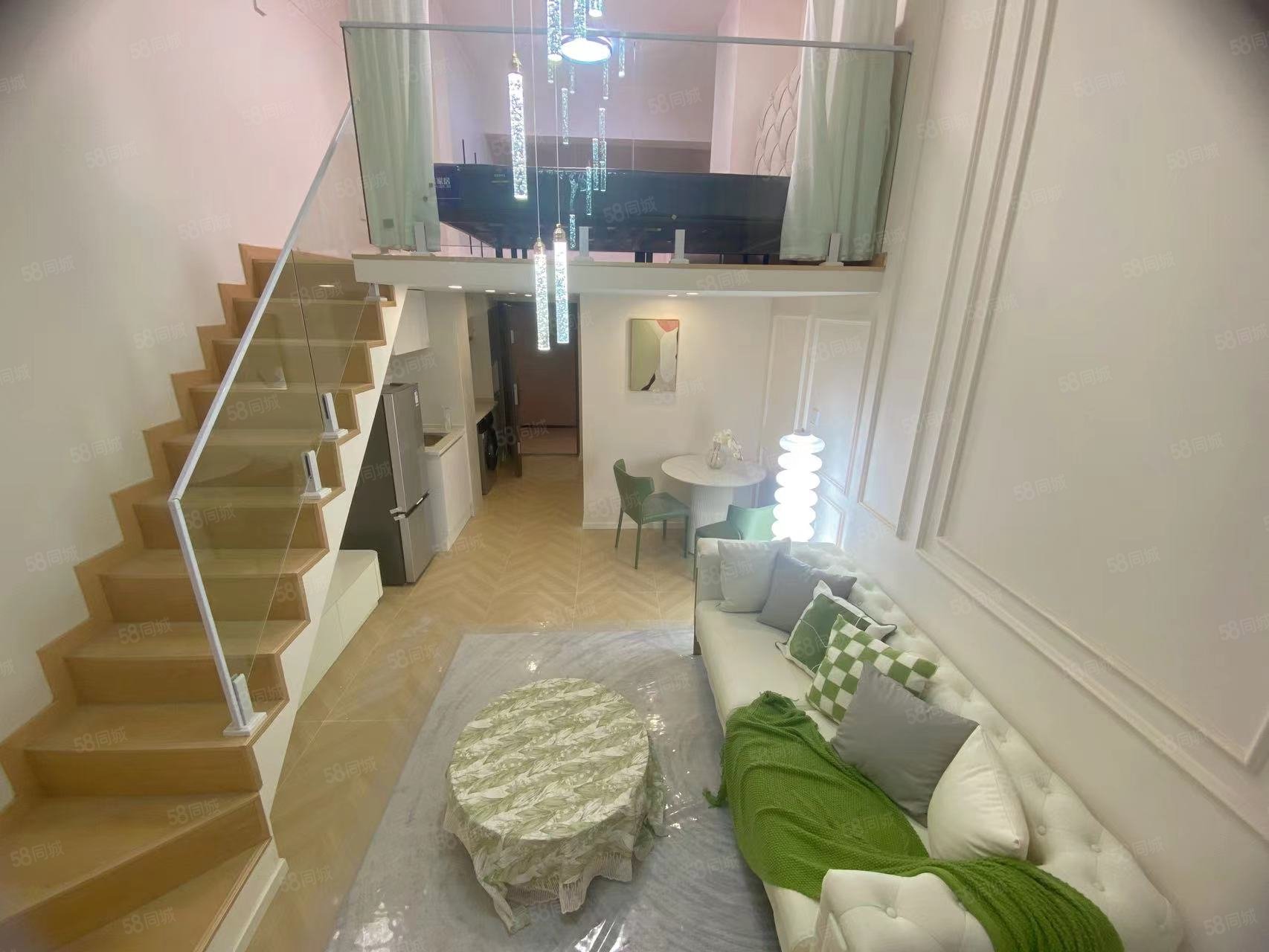 整租｜德思勤广场 汽车南站 湖南女子学院（麣费用看房 押一付一）