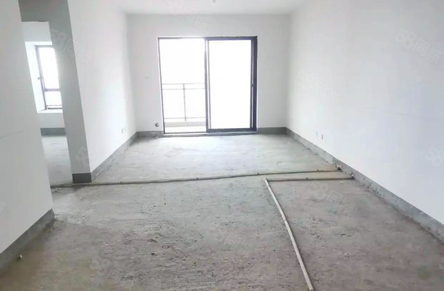 禹洲中央海岸(二期)3室2厅92㎡175万二手房图片