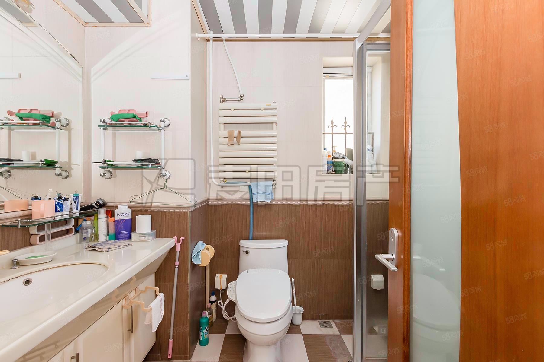 雪梨澳鄉(xiāng)(別墅)4室2廳4衛(wèi)216.6㎡東南1600萬