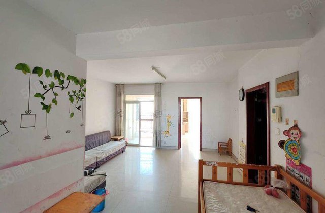 45 翡翠城电梯房 中间楼层 送储藏室 有证免大税 随时看房