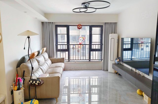 万科金润华府3室1厅73㎡179万二手房图片