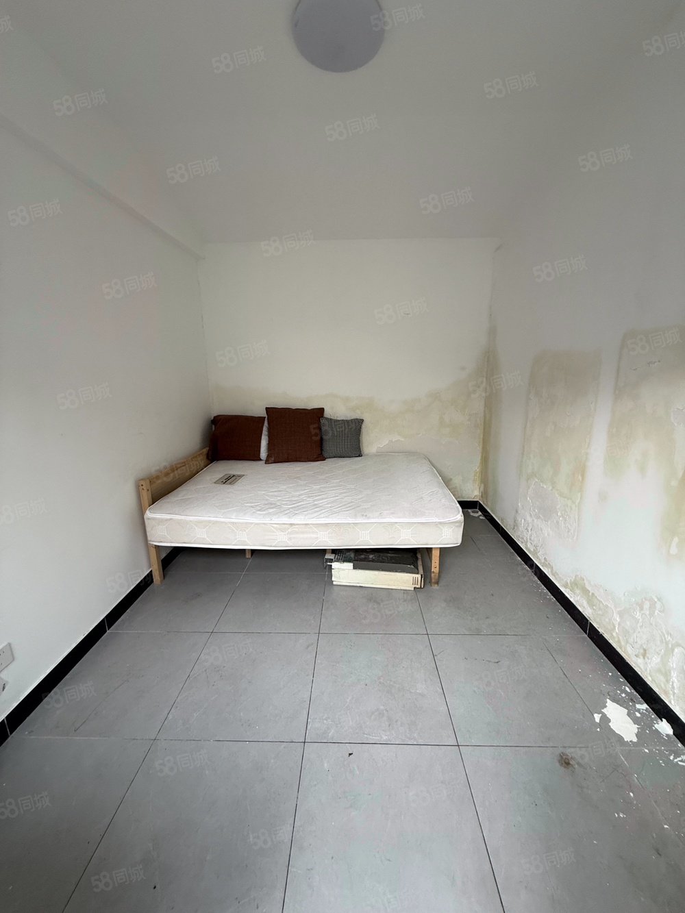 永康胡同小區(qū)1室0廳0衛(wèi)14.3㎡南北248萬