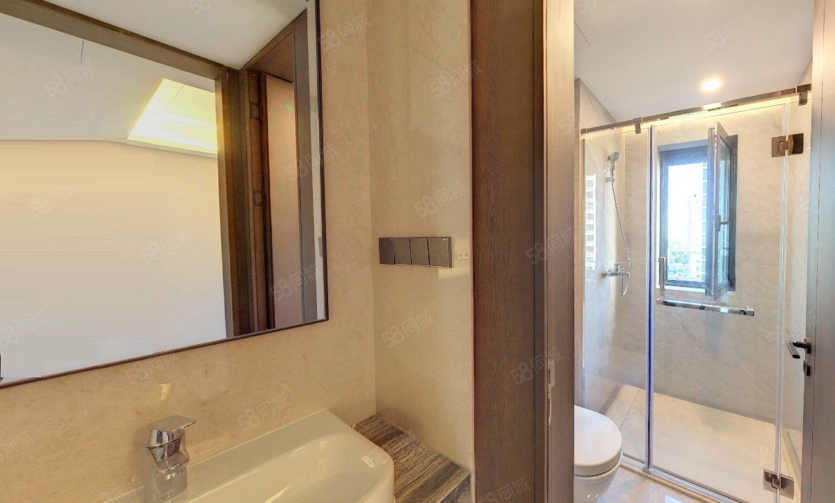 長安和璽4室2廳2衛(wèi)146.62㎡南北1190萬