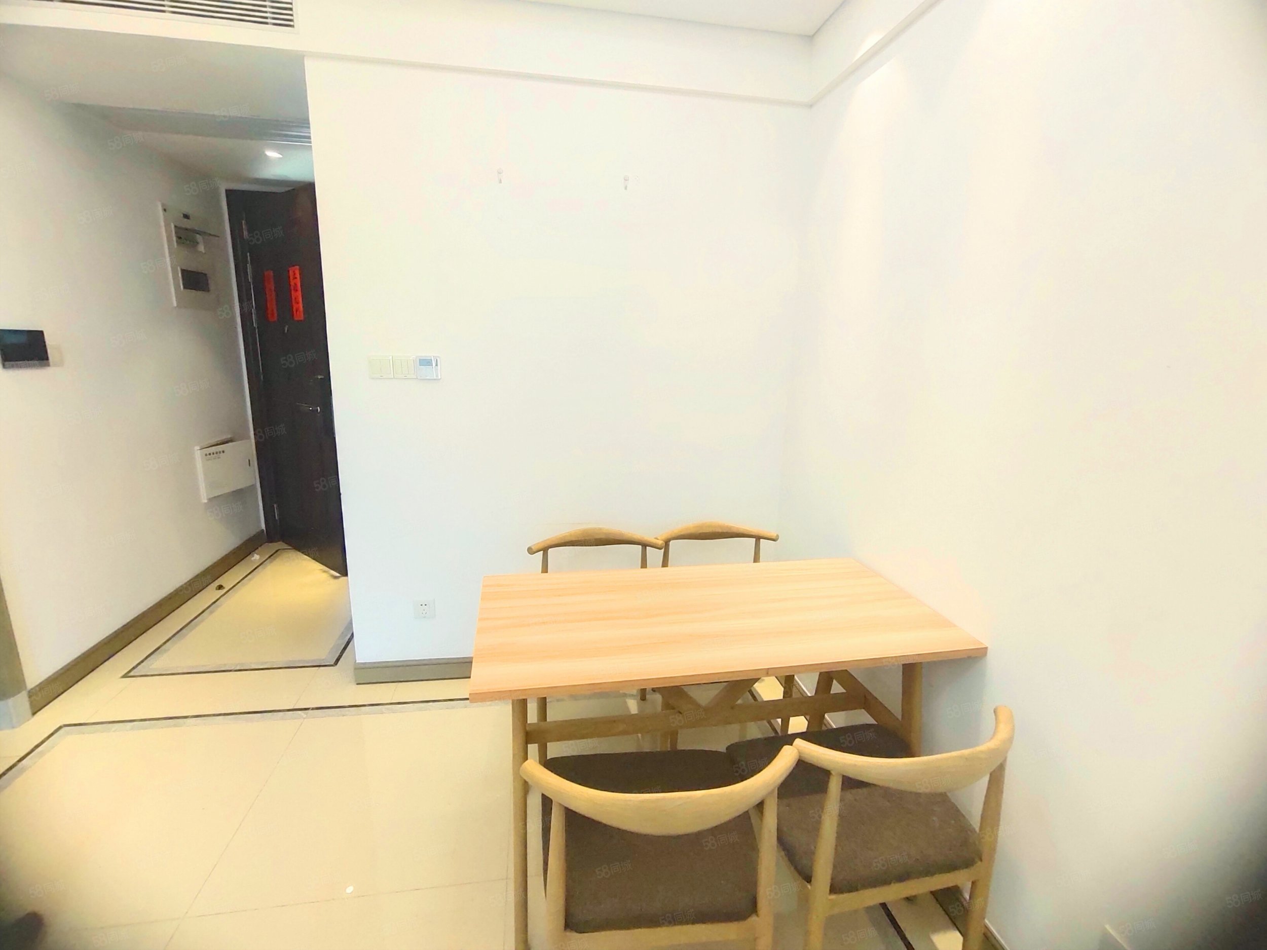 国贸天成2室2厅1卫77㎡南165万