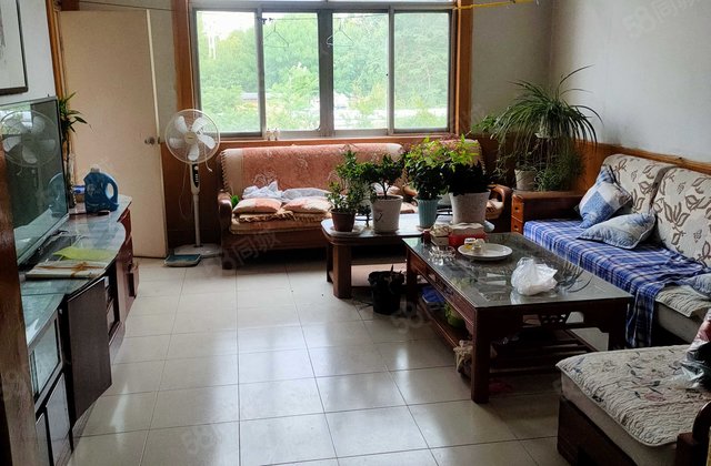 光岳花园3室2厅2卫