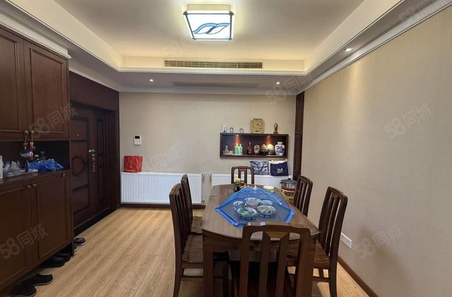 香山总部鑫苑3室2厅126㎡63.8万二手房图片