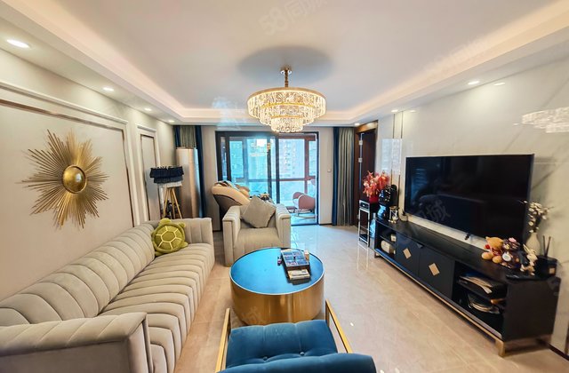 万科繁荣里3室2厅138㎡160万二手房图片