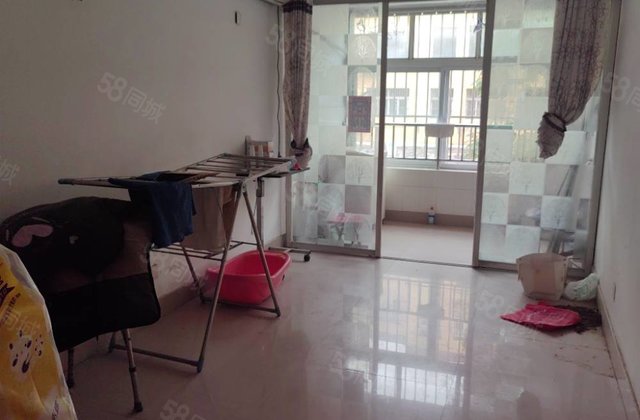 香江 商圈成熟 交通便利 近医院 车位充足 精装修 南北通透