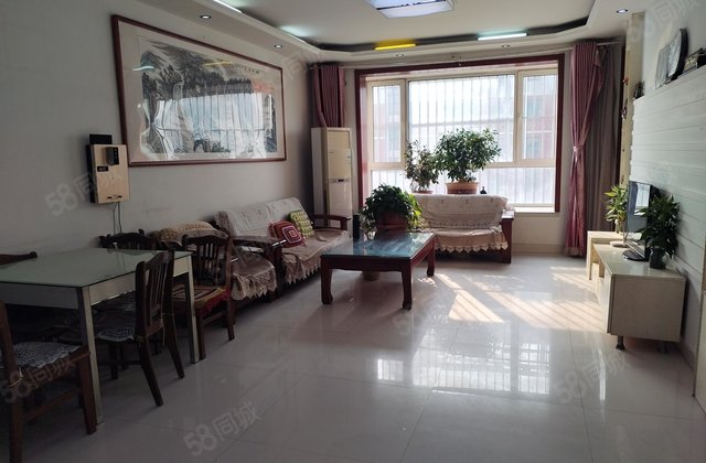 昌润路与西关街交叉口，畅博怡情湾三室两厅两卫电梯房