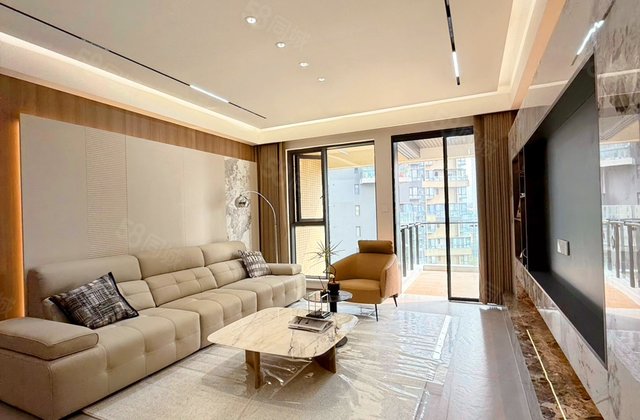 华润凤凰城(一期)3室2厅121.61㎡325万二手房图片