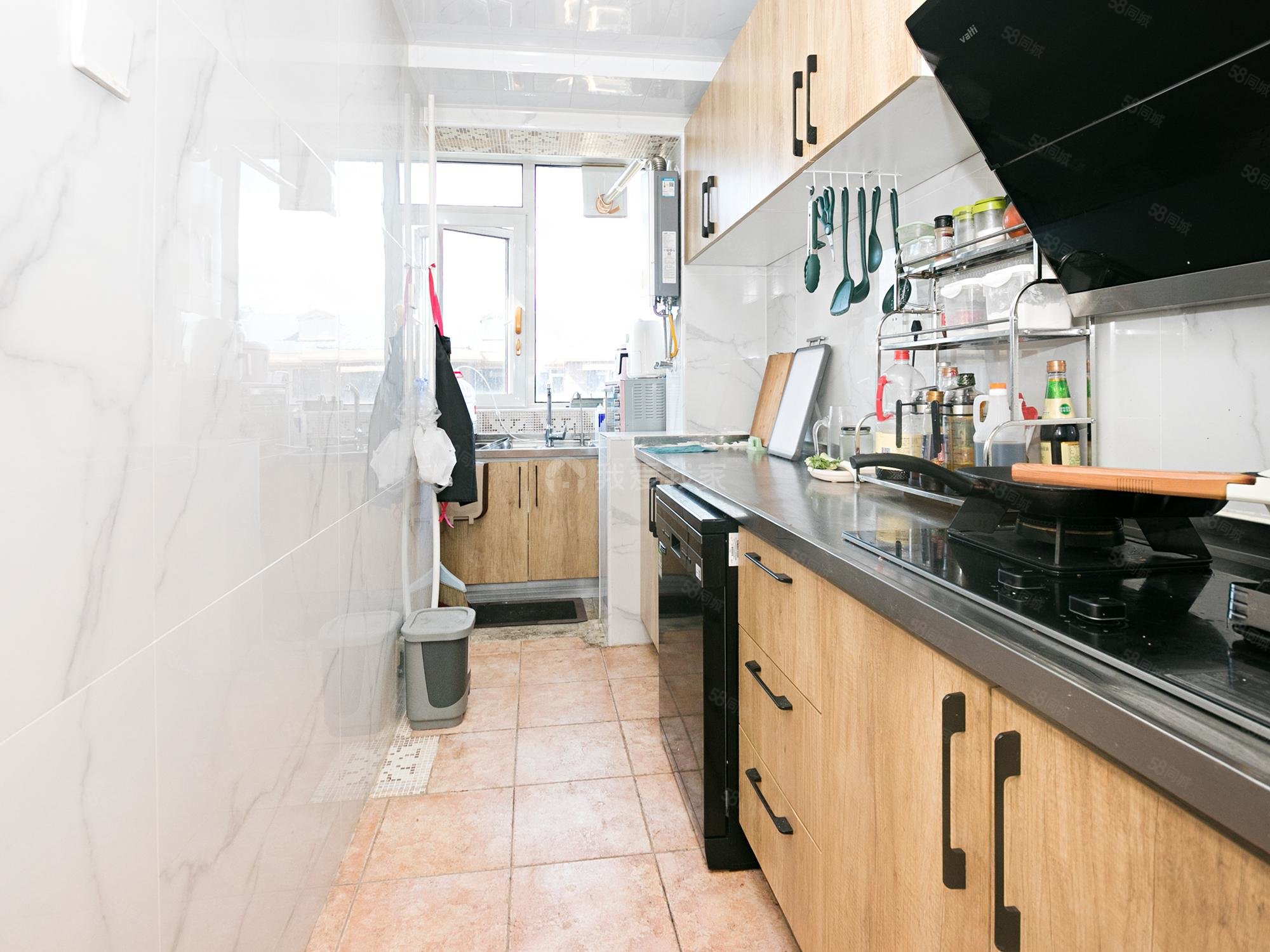 北小園3室2廳2衛(wèi)112.26㎡南北335萬