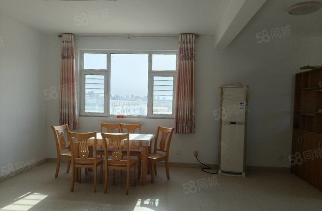 急售急售，单价6000多，七中附近电梯西边户三室，随时看房。