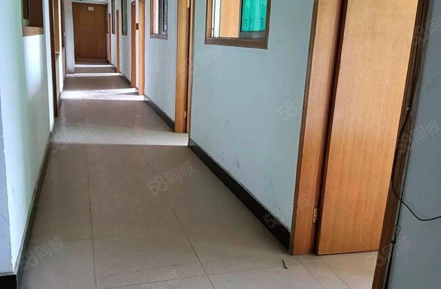 仁眉路49号院4室2厅124㎡55万二手房图片