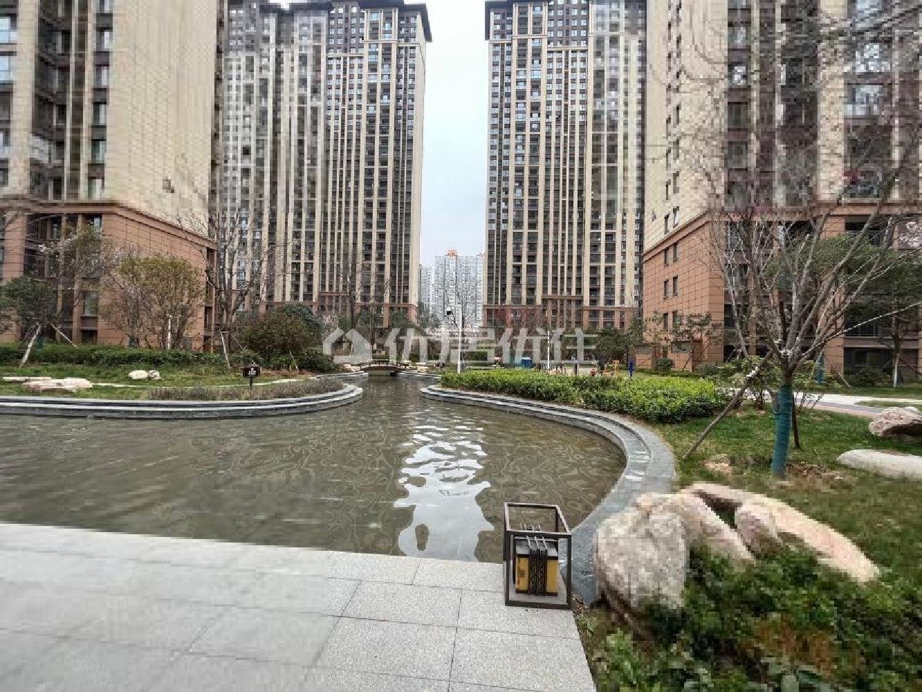 全新现房带15w产权车位着急出售房子确实很不错,天鸿君邑-洛阳58同城