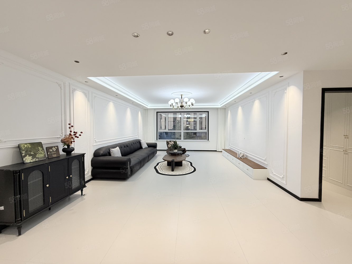 文豪世家3室2厅2卫166㎡南北108万