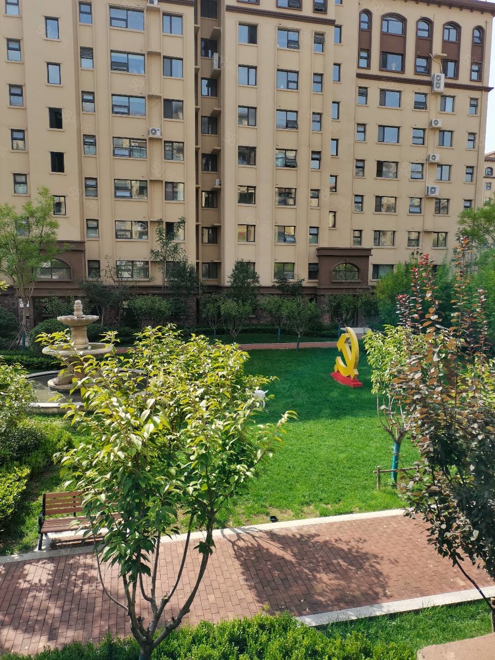 龙城水景苑(泗水)3室2厅1卫134.26㎡南北72万