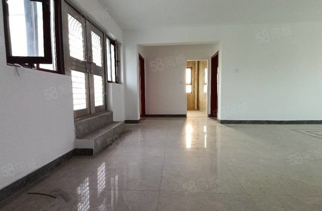 新区政府 时代中通豪园 洋房复式带车位 一手手续 没过户费