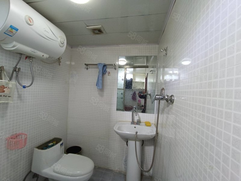 帅千广场3室1厅2卫117.5㎡西南48.9万