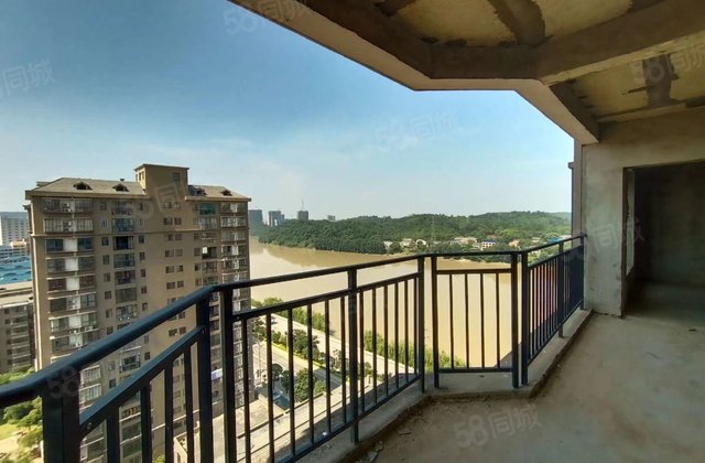 恒兴金领世家4室2厅143㎡55万二手房图片